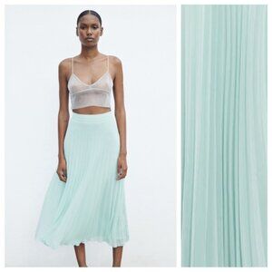 NWT Zara Sea Green Pleated skirt midi